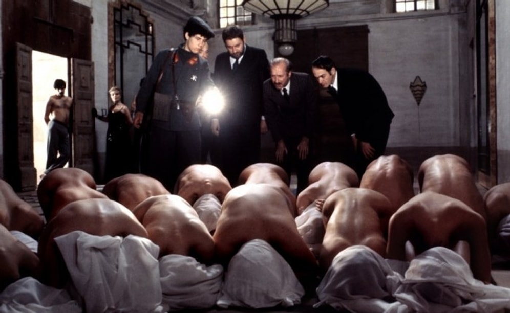 Marquis de Sade Hayranları Buraya! Nefesleri Kesecek Kadar Etkileyici Olan Fetişizm Temalı 13 Efsane Film