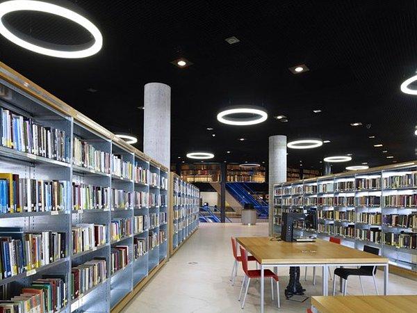 İngiltere'de 400 binin üzerinde eser barındıran Birmingham Kütüphanesi sekizinci,