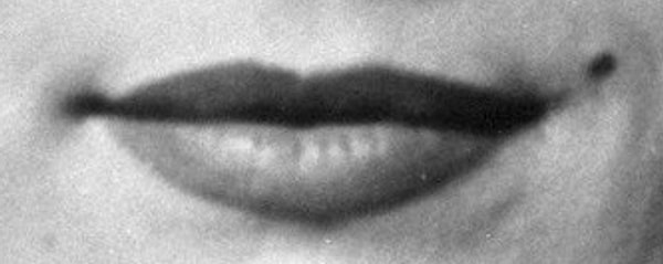 1. Кому принадлежат эти губы?
