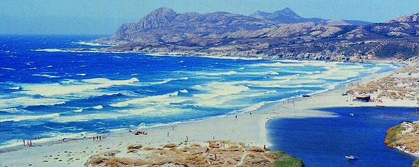 2. В чем связь Наполеона Бонапарта с Корсикой?