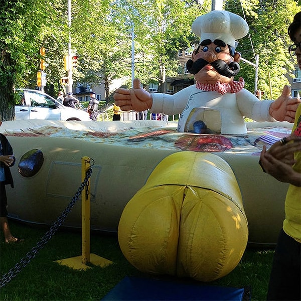 25. У этого повара для вас сюрприз! Вооот такой большой