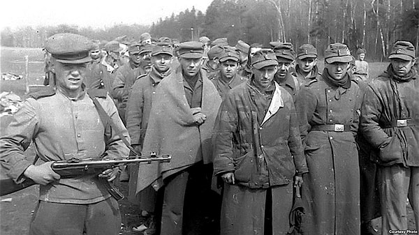 5. Правда или ложь: в СССР за гомосексуальность приговаривали к тюремному заключению и тяжелому труду.