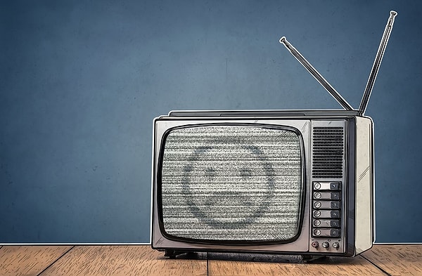7. Из чего в советские времена можно было сделать телевизионную антенну?