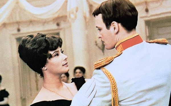 5. Из какого фильма этот кадр с Татьяной Самойловой?