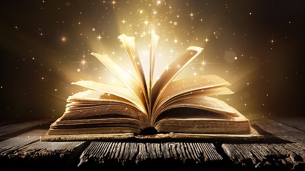 12. Укажите вариант, в котором выделенное слово пишется слитно