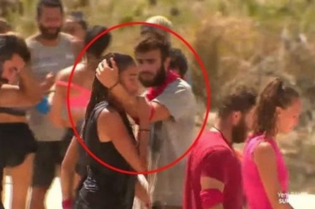 Fakat bu sevinci kutlaması biraz yanlış anlaşıldı ve magazin gündeminde konuşulmaya başlandı.