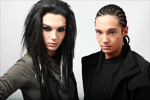 6. Это братья Том и Билл Каулиц из группы "Tokio Hotel". Который из них Билл?