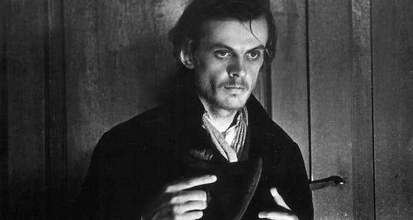 5. Как зовут центрального персонажа романа Федора Достоевского "Преступление и наказание"?