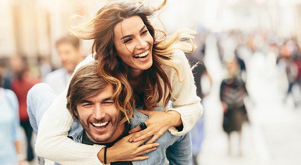 3. Не та мила, что хороша, а та хороша,...