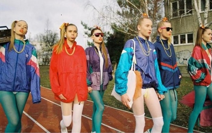 Бодрящий фрикотаж из 90-х: ставим кассету группы "Кармен" и встречаем 10 трендов этой весны