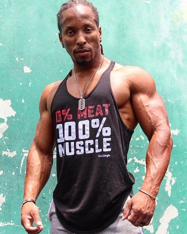 4. Они считают, что это «чудо-средство» поможет им укрепить и нарастить мышцы. И ради этого бодибилдеры готовы пить грудное молоко совсем как младенцы!