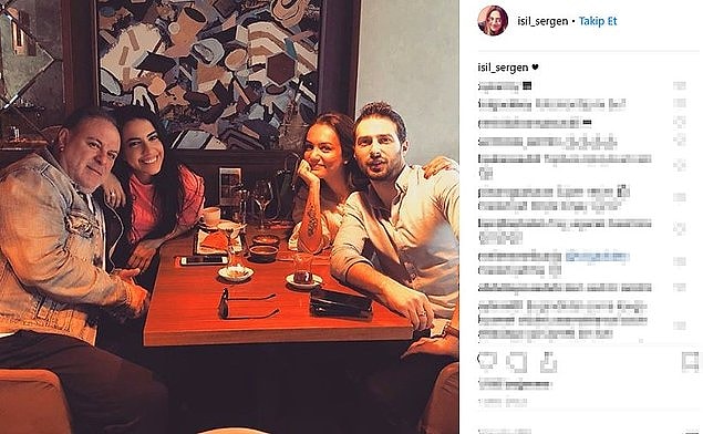 11. Burak Sergen, eski eşi Işıl Ulutürk ile yemeğe çıkmıştı. Yemekte Burak Sergen'in nişanlısı ve Işıl Ulutürk'ün de erkek arkadaşı vardı. Bu durum sosyal medyada büyük tartışma yaratmıştı.