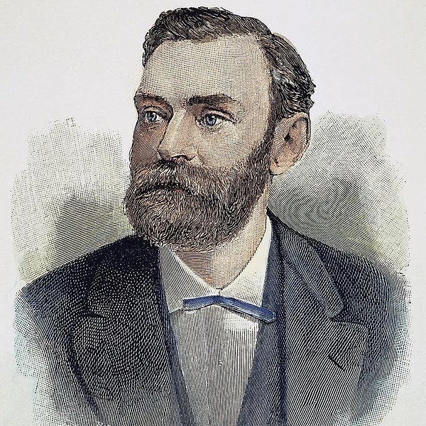 8. Талантливый шведский химик Альфред Нобель (1833-1896), смешав нитроглицерин с кизельгуром, получил устойчивую смесь. Позже он продавал эту смесь в трубках из пропитанного воском картона. О чем речь?