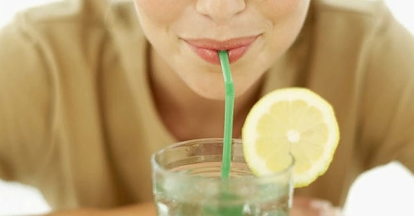 8. Из какой чашки вы бы с удовольствием выпили что-нибудь?