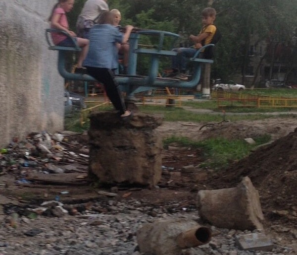 1. Что из обычной карусели сделает аттракцион неслыханной экстремальности? Да вот же!