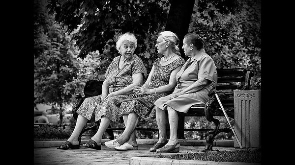 1. Придаете ли вы большое значение мнению окружающих?