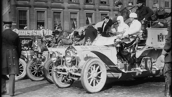 Тест: Только настоящий фанат автомобилей сможет угадать 12/12  марок по фото