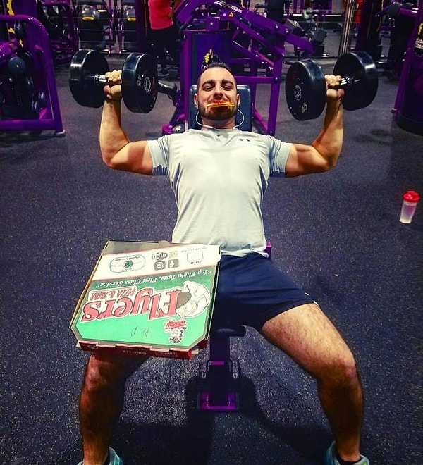 8. Когда ты не можешь сопротивляться зову пепперони