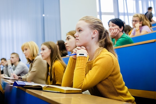 7. Вы учитесь в университете?