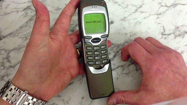 6. Teknolojinin geldiği son nokta olarak düşündüğümüz (!) WAP bağlantılı ilk telefon olan Nokia 7110 piyasaya sürüldü
