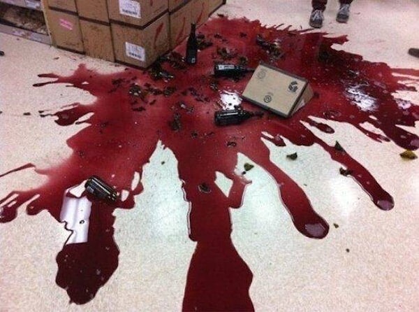 8. Вон он, знаменитый слон в посудной лавке!