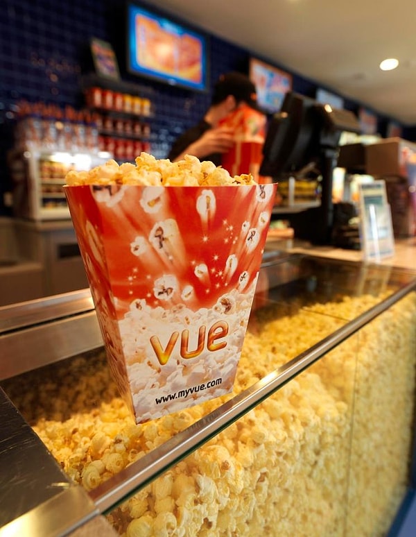 4. Если бы вы решили взять что-то перекусить в кино, что бы это было?