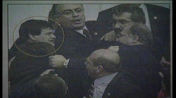 2001'de Meclis'te çıkan kavga sonucu hayatını kaybeden Fevzi Şıhanlıoğlu...