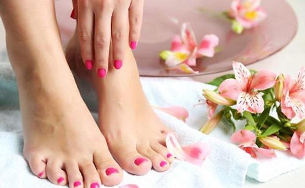 5. Делаете ли вы маникюр и педикюр?