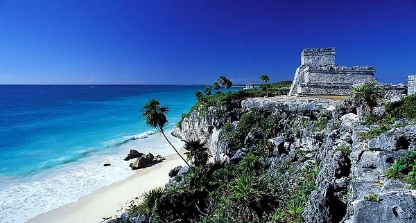 10. Эта страна расположена в одной из самых сильных зон землетрясений и вулканов на Земле - "Огненном кольце". К тому же это государство подарило миру шоколад, кукурузу и перец чили.