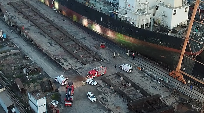 Tuzla Tersanesi'nde Halatı Kopan Vinç 20 Metreden Yere Düştü: 5 İşçi Yaralandı