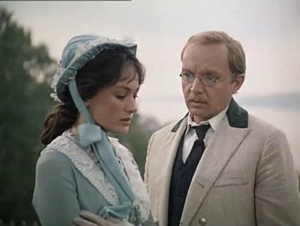 3. Она умеет любить, как никто другой. Из какого фильма эта героиня?