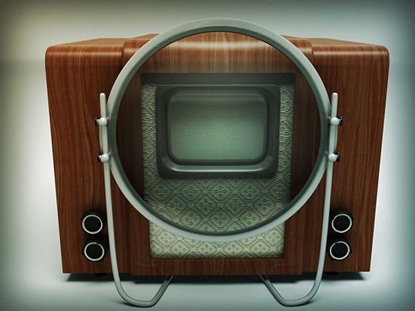 8. Как назывались первые советские телевизоры?