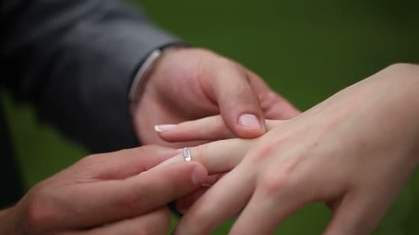 Глядя на вас, мужчины думают о семье