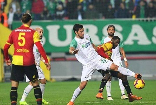 Ve 33. haftada oynanacak olan Bursaspor-Göztepe maçları ligin kaderini belirleyecek ve alt lige düşecek üç takım belli olacak.