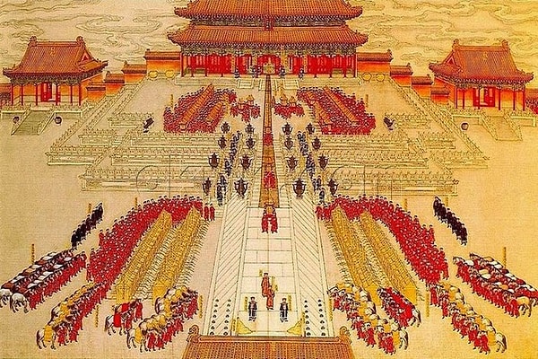 9. Первая династия, объединившая Китай, - это...