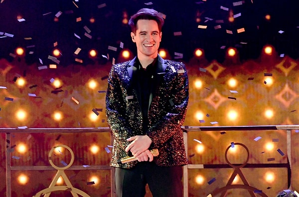 10. Звание лучшего рок-альбома получил "Pray For The Wicked" группы Panic! At This Disco.