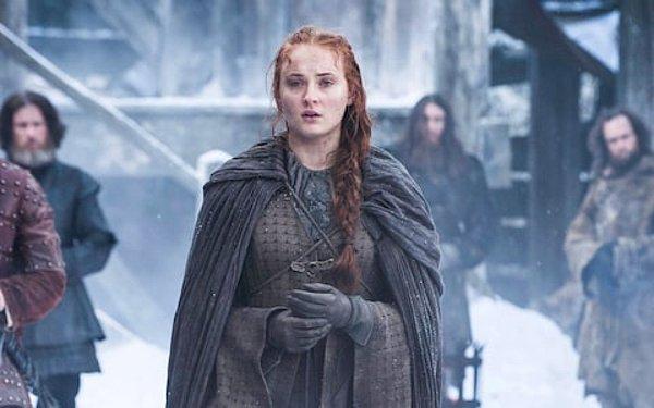 3. Sansa hamile!