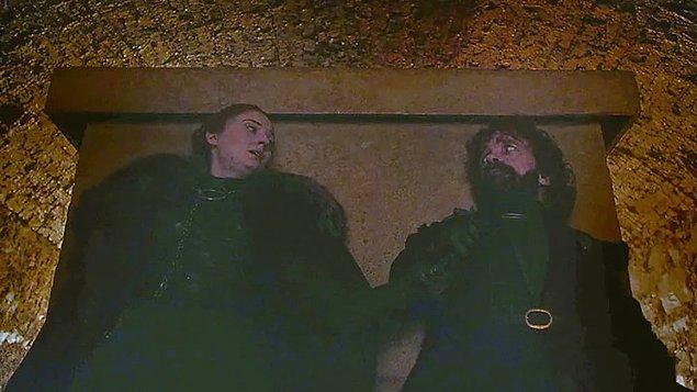 En sevdiğimiz karakterlerden Sansa Stark ve Tyrion Lannister, bu sahnede son anlarını yaşadıklarını düşünüyordu.