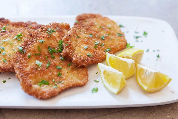 7. В какой стране возник рецепт шницеля?