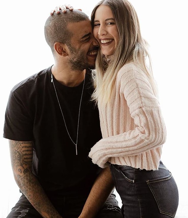 Tasarımların çoğu unisex, erkek/kadın kullanımına uygun olduklarından çiftlerin de özel olarak tercih sebebi oluyor.