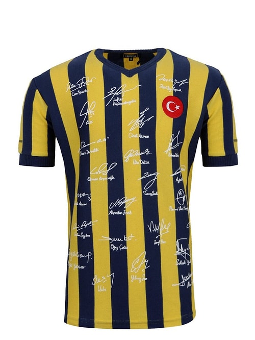 Satışta olan özel forma sadece bu kampanya için özel üretildi ve kulübün efsane isimlerinin imzalarını taşıyor.