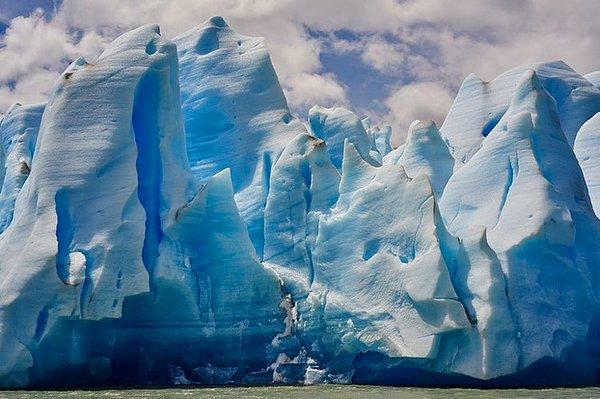 14. Bu görüntü Game of Thrones'dan bir sahne değil... Şili'deki Gri Buzulu.