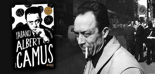 4. Camus, Yabancı'nın taslağını Nazilerden kaçarken yanında taşıdı.