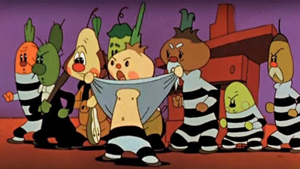 8. Какой герой «Приключения Чиполлино» обладал длинными усами, на которых его жена развешивала белье?