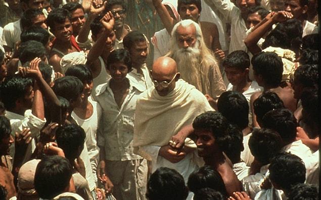 1. Gandhi (1982) | IMDb: 8,1