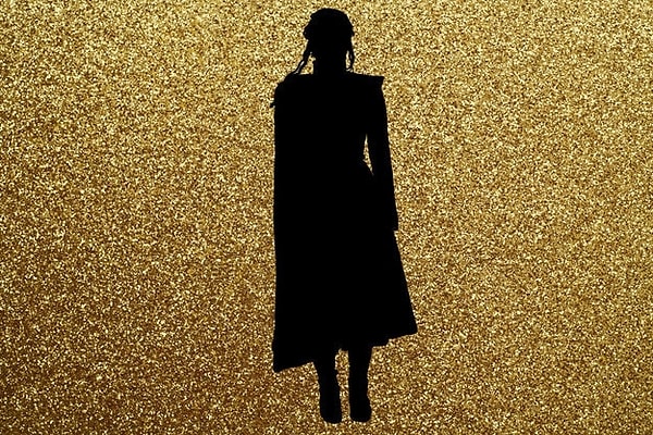 1. Начнем с простого. Чей это силуэт?