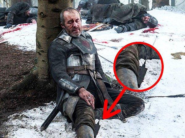 6. Stannis Baratheon, laptop şarjı olmadan savaş alanında asla gidemez.