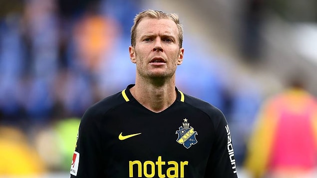 13. Per Karlsson (33) / AIK Solna / 15 yıl 10 ay 17 gün