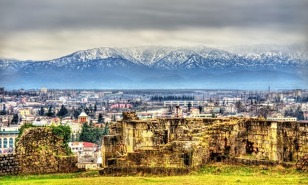 10. Какой город не стоит на черноморском побережье?