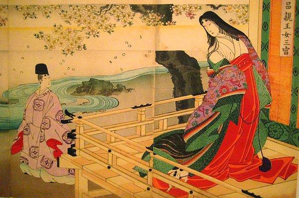 Maalesef henüz Türkçeye çevrilmeyen bu güzel eser Heian devrinde yaşayan bir prensin hayatını anlatıyor. Japon sarayı ahalisinden; yakışıklı, duyarlı, iyi bir dost ve sevgili olan Genji!